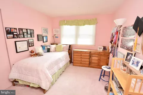 Bedroom - 1 Ramsgate Rd, Cherry Hill, NJ 08003 photo 2 of 2