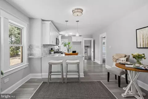 162 E Pine St E, Audubon, NJ 08106