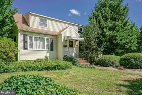143 W Madison Ave, Magnolia, NJ 08049