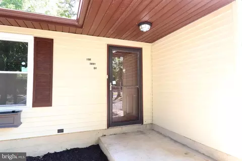 Exterior - 821 Walnut Ave, Lindenwold, NJ 08021 photo 2 of 5