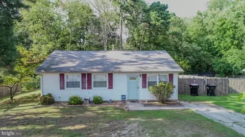 1974 Pine St, Sicklerville, NJ 08081