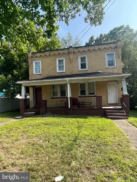 12 W Charleston Ave, Lawnside, NJ 08045
