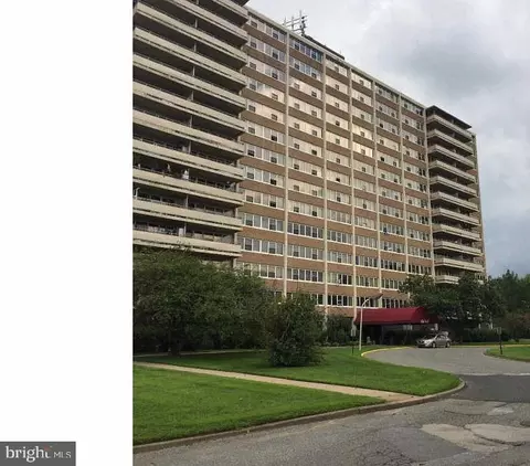 406 Barclay Towers, Cherry Hill, NJ 08034