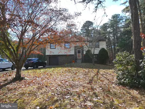 827 Anthony Rd, Atco, NJ 08004