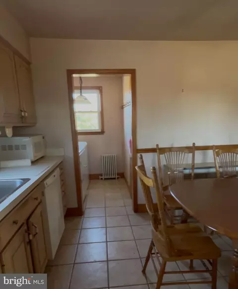595 Spring Rd, Hammonton, NJ 08037 photo 2