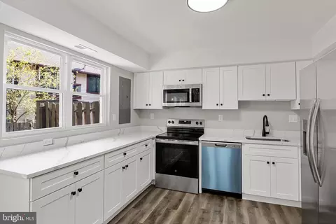 Kitchen - 5 Dover Ct, Clementon, NJ 08021 photo 2 of 3