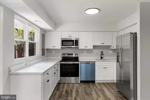 Kitchen - 5 Dover Ct, Clementon, NJ 08021 photo 1 of 3