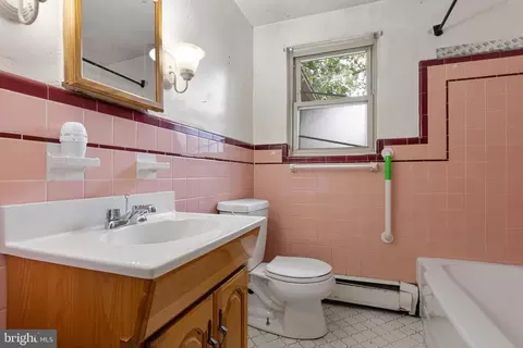 Bath - 408 Copley Rd, Haddonfield, NJ 08033 photo 2 of 2