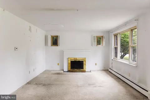 Living - 408 Copley Rd, Haddonfield, NJ 08033 photo 1 of 5