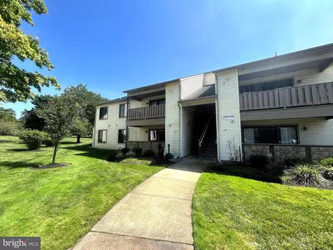 1113 The Woods, Cherry Hill, NJ 08003