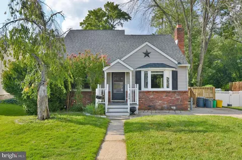 409 Austin Ave, Barrington, NJ 08007
