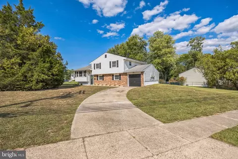 123 Hayes Mill Rd, Atco, NJ 08004