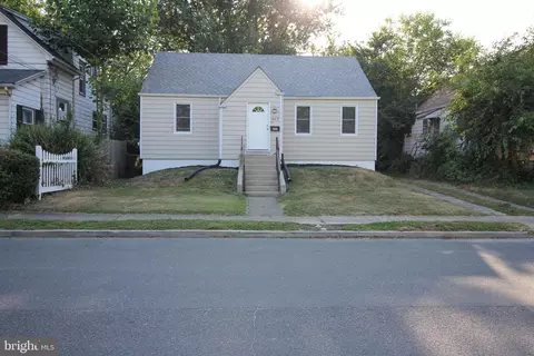 307 Orlando Ave, Gloucester City, NJ 08030