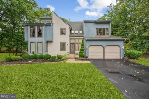 4 Lynch Rd, Voorhees, NJ 08043