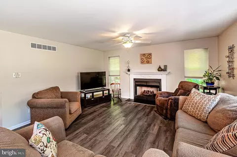Living - 53 E Fleming Pike, Hammonton, NJ 08037 photo 2 of 2