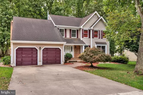 8 Annapolis Dr, Sicklerville, NJ 08081