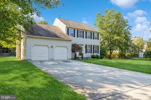 27 Ragan Ridge Rd, Sicklerville, NJ 08081