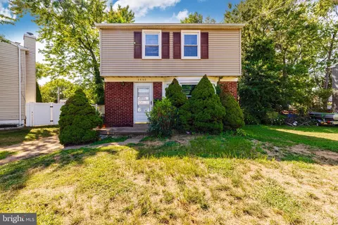 2645 Union Ave, Pennsauken, NJ 08109