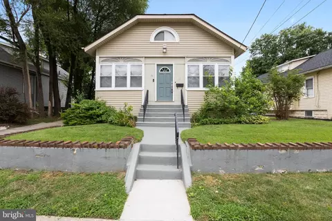 18 E Clinton Ave, Haddon Township, NJ 08107