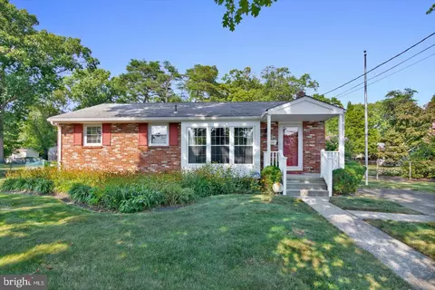 49 N Atlantic Ave, Berlin, NJ 08009