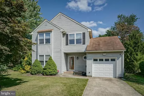 81 Winfield Rd, Sicklerville, NJ 08081