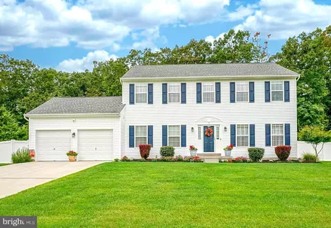 7 High Pointe Rdg, Sicklerville, NJ 08081