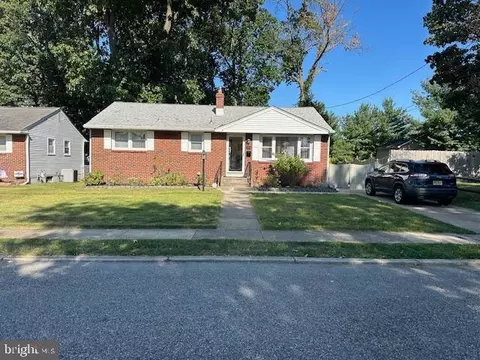 146 Schubert Ave, Runnemede, NJ 08078