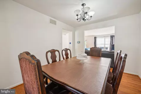 716 E Linden Ave, Lindenwold, NJ 08021 photo 8