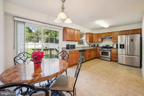 716 E Linden Ave, Lindenwold, NJ 08021 photo 11