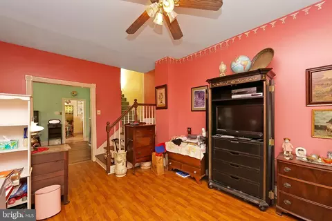 520 E Walnut Ave, Lindenwold, NJ 08021 photo 4