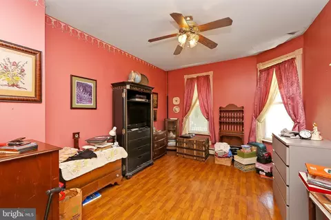 520 E Walnut Ave, Lindenwold, NJ 08021 photo 2