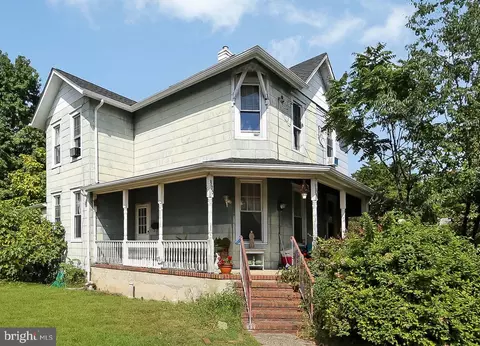 520 E Walnut Ave, Lindenwold, NJ 08021