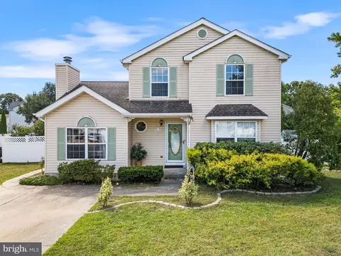 16 Vance Ave, Sicklerville, NJ 08081
