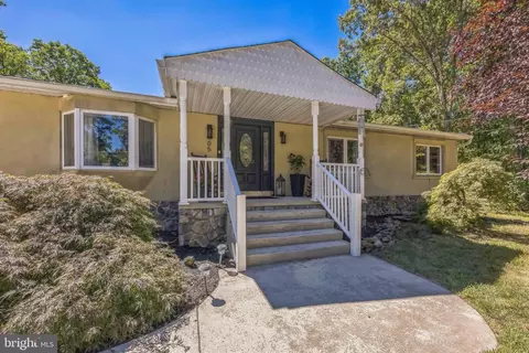 405 Nelson Ave, Chesilhurst, NJ 08089