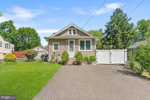 1204 Chapel Ave W, Cherry Hill, NJ 08002