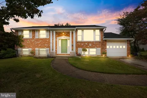 1400 Hillside Dr, Cherry Hill, NJ 08003
