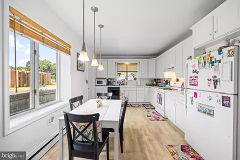 Kitchen - 322 Erial Rd, Pine Hill, NJ 08021 photo 3 of 4
