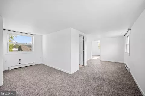 Living - 322 Erial Rd, Pine Hill, NJ 08021 photo 3 of 4
