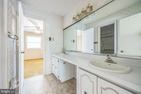 Other - 831 Elm Ave, Lindenwold, NJ 08021 photo 1 of 6
