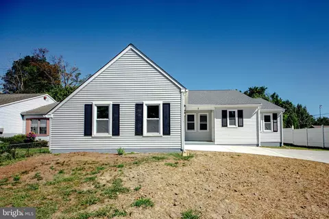 3 Embassy Dr, Cherry Hill, NJ 08002