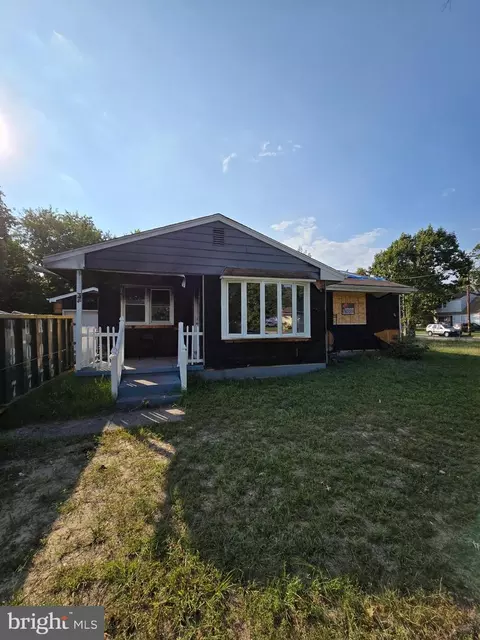 38 Richards Ave, Pine Hill, NJ 08021