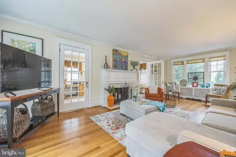 Living - 662 E Greenman Rd, Haddonfield, NJ 08033 photo 2 of 2