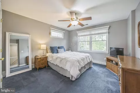 Bedroom - 662 E Greenman Rd, Haddonfield, NJ 08033 photo 4 of 6