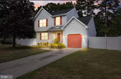 70 Country Club Rd, Pine Hill, NJ 08021