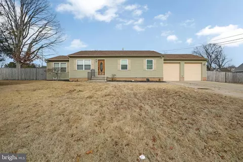 145 Brewer Ave, Blackwood, NJ 08012