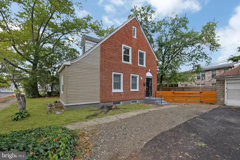 2996 N Congress Rd, Camden, NJ 08104