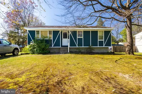 219 Walnut Ave, Berlin, NJ 08009