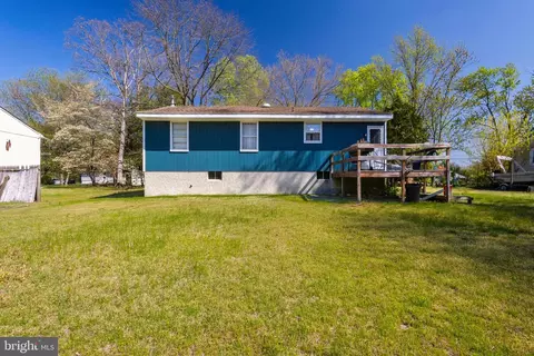 219 Walnut Ave, Berlin, NJ 08009 photo 3