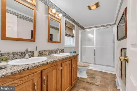 18 Swift Run, Sicklerville, NJ 08081 photo 38