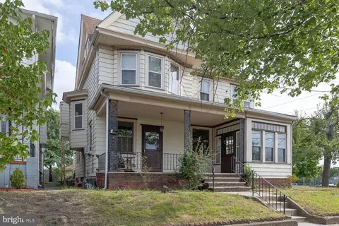 937 Monmouth St, Gloucester City, NJ 08030
